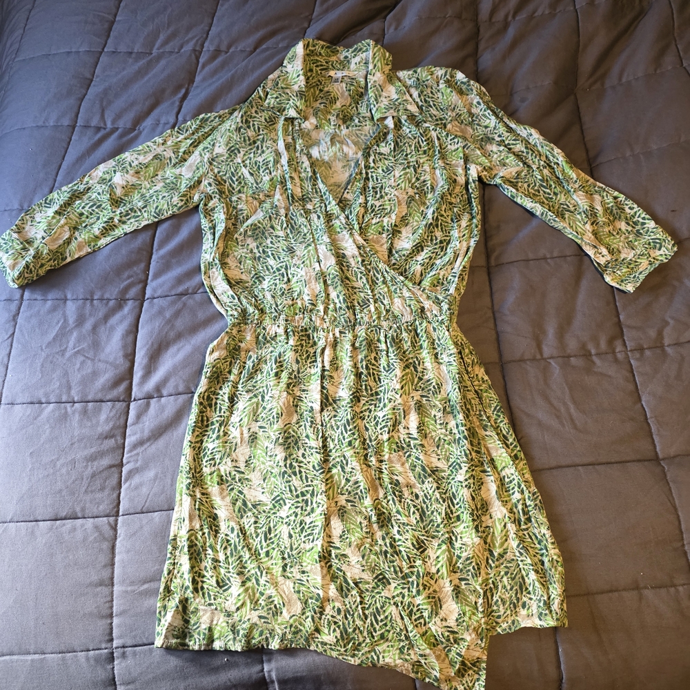 CAbi Leaf Patterned Dress in Green and White